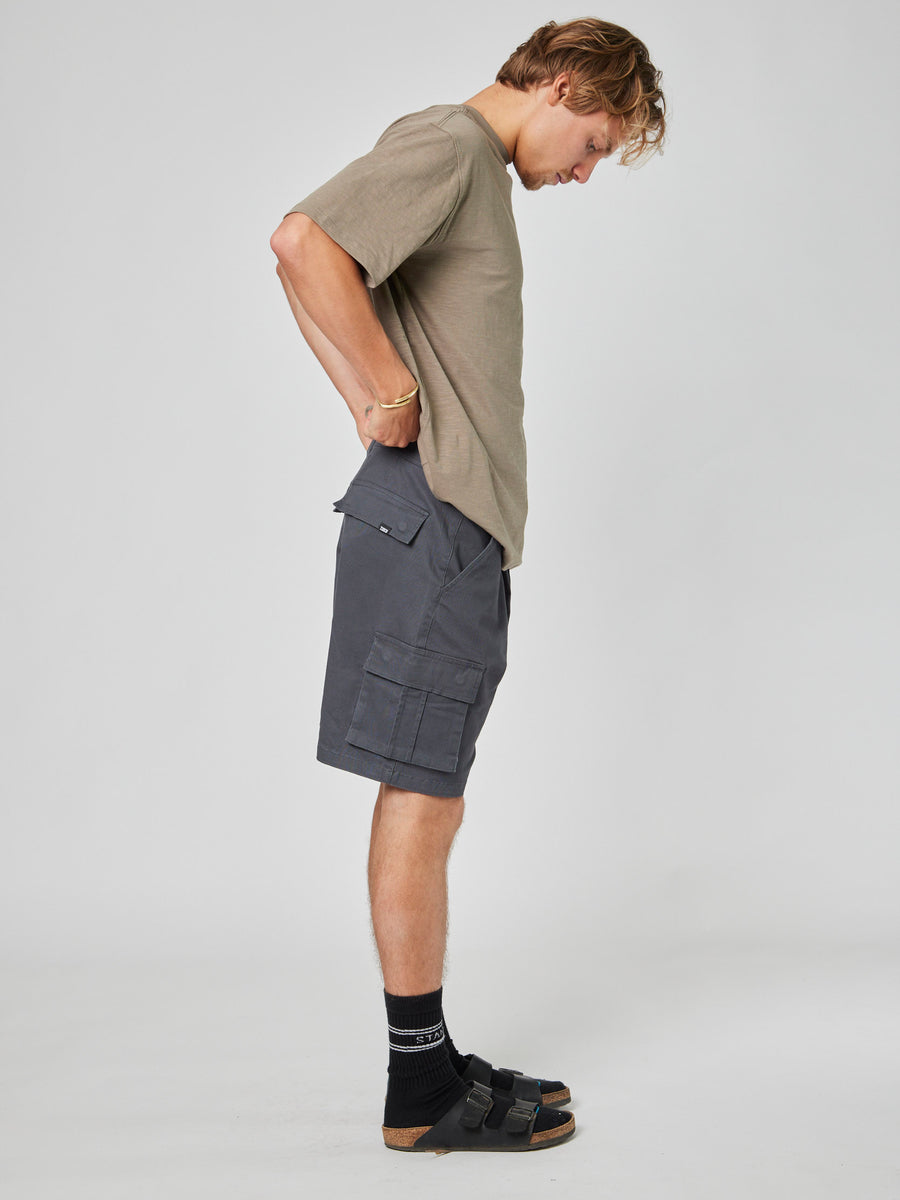Short Azul Cargo Hombre