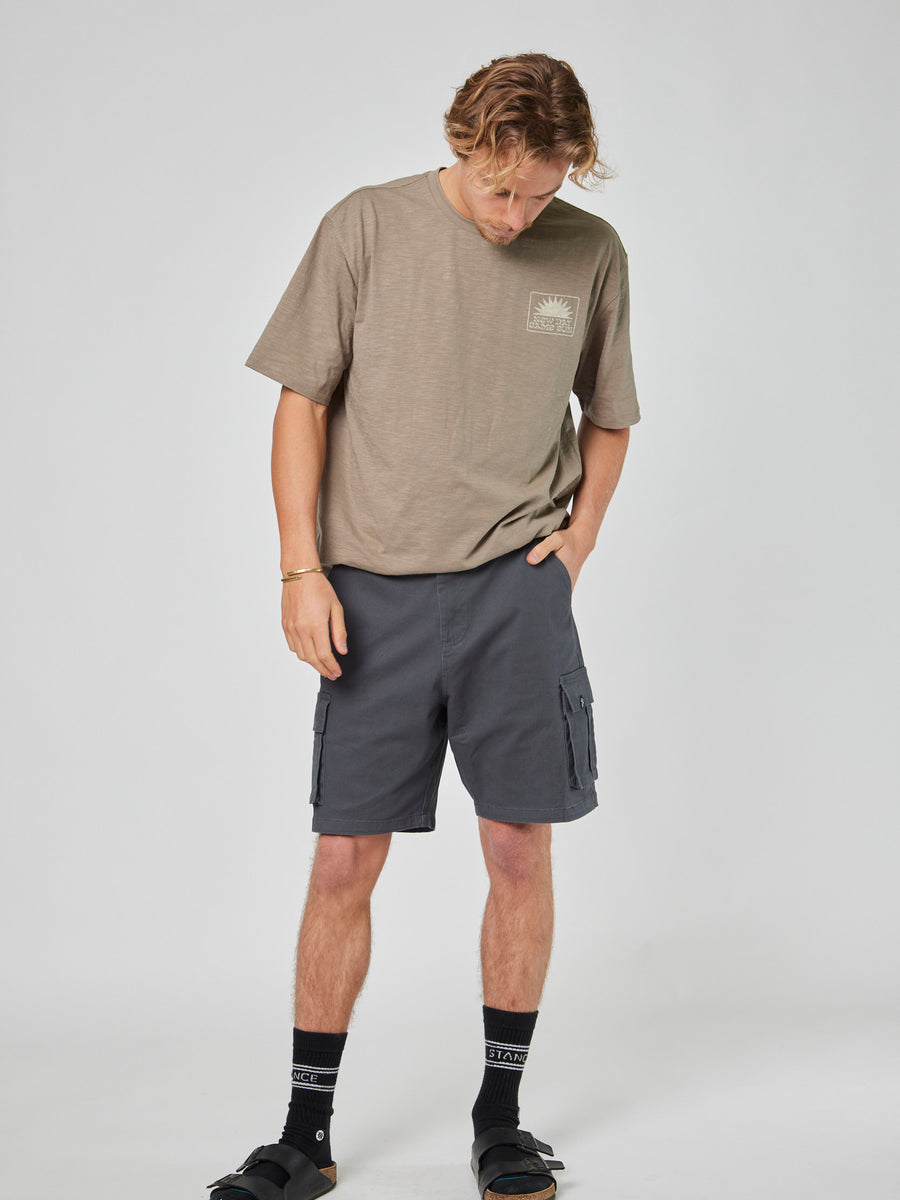 Short Azul Cargo Hombre
