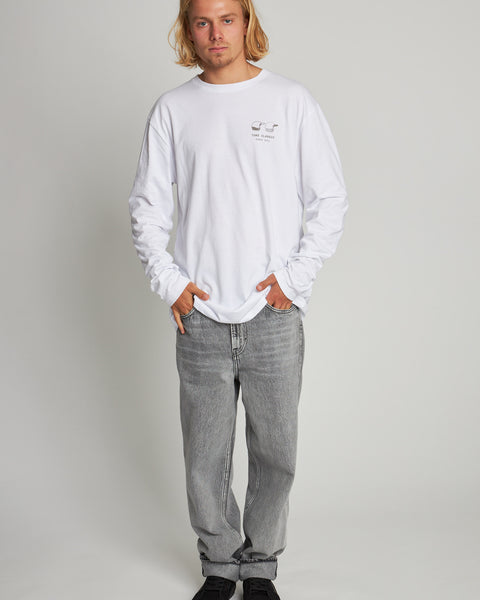 Polera Blanca Manga Larga Cascos